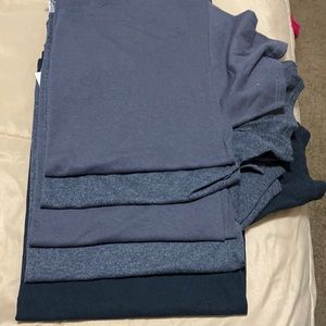 5 pack of tees size Medium